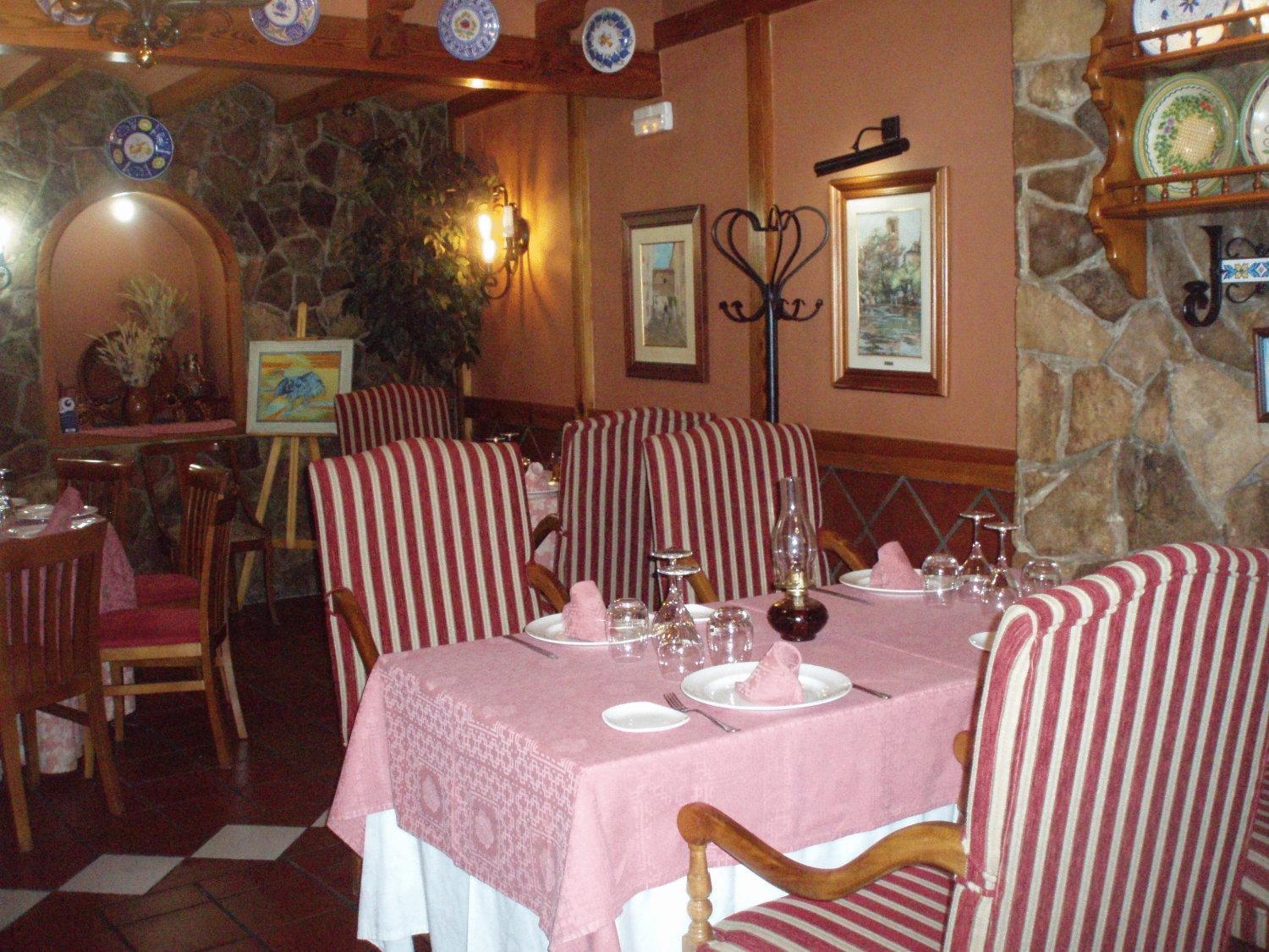 Hostal Restaurante La Muralla Каньете Экстерьер фото